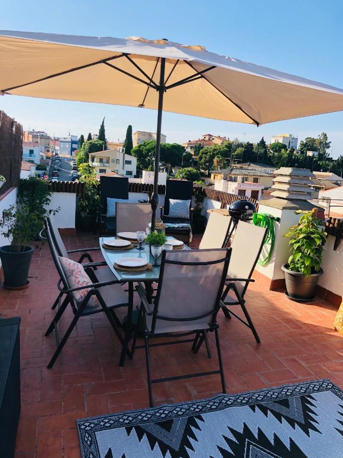Apartamento Con Terraza Y Piscina En 马尔格莱特德玛 外观 照片